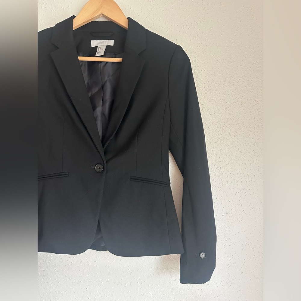 H&M Black Blazer - Size 6